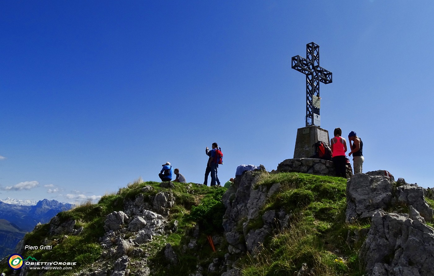 51 Eccoci un Cima Alben (2019 m).JPG -                                